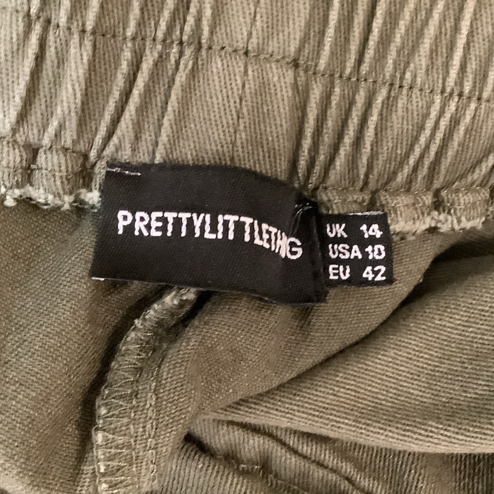 PrettyLittleThing Size 10 Cargo Style Pants & May Pink Crop Top. Preloved - Picture 6 of 7